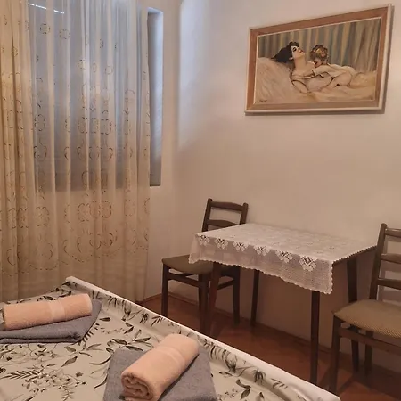 House Domagoj Hébergement de vacances Biograd Na Moru